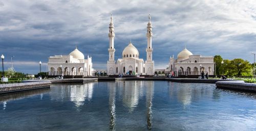 The White Mosque Complex